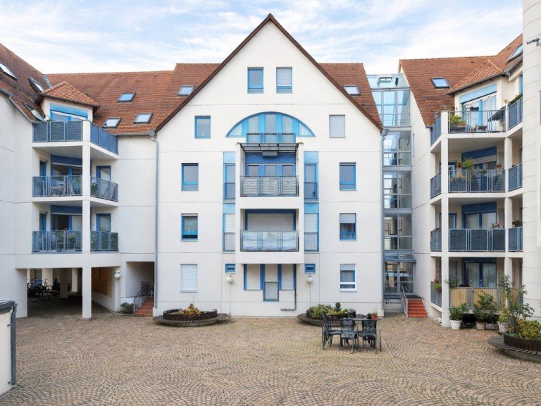 01. Au�enansicht Sindelfingen Etagenwohnung Attraktive 2-Zimmer-Wohnung mit Tiefgaragenstellplatz in Maichingen