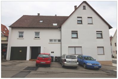 01 Nufringen Mehrfamilienhaus Handwerker und Kapitalanleger aufgepasst! Wohn- und Geschäftshaus im Herzen von Nufringen.