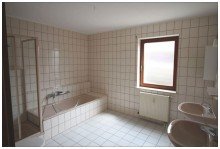 09 Sch�ne und lichtdurchflutete 3 Zimmer Wohnung mit Weitblick in Herrenberg - M�chberg