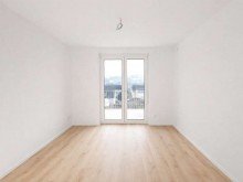 Kinderzimmer Helle 3 Zimmer Wohnung mit Balkon und Stellplatz
