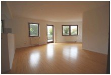 04 Sch�ne und lichtdurchflutete 3 Zimmer Wohnung mit Weitblick in Herrenberg - M�chberg